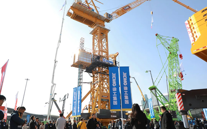 bauma CHINA 2024丨FH至尊塔式起重机、智能施工升降机火热亮相
