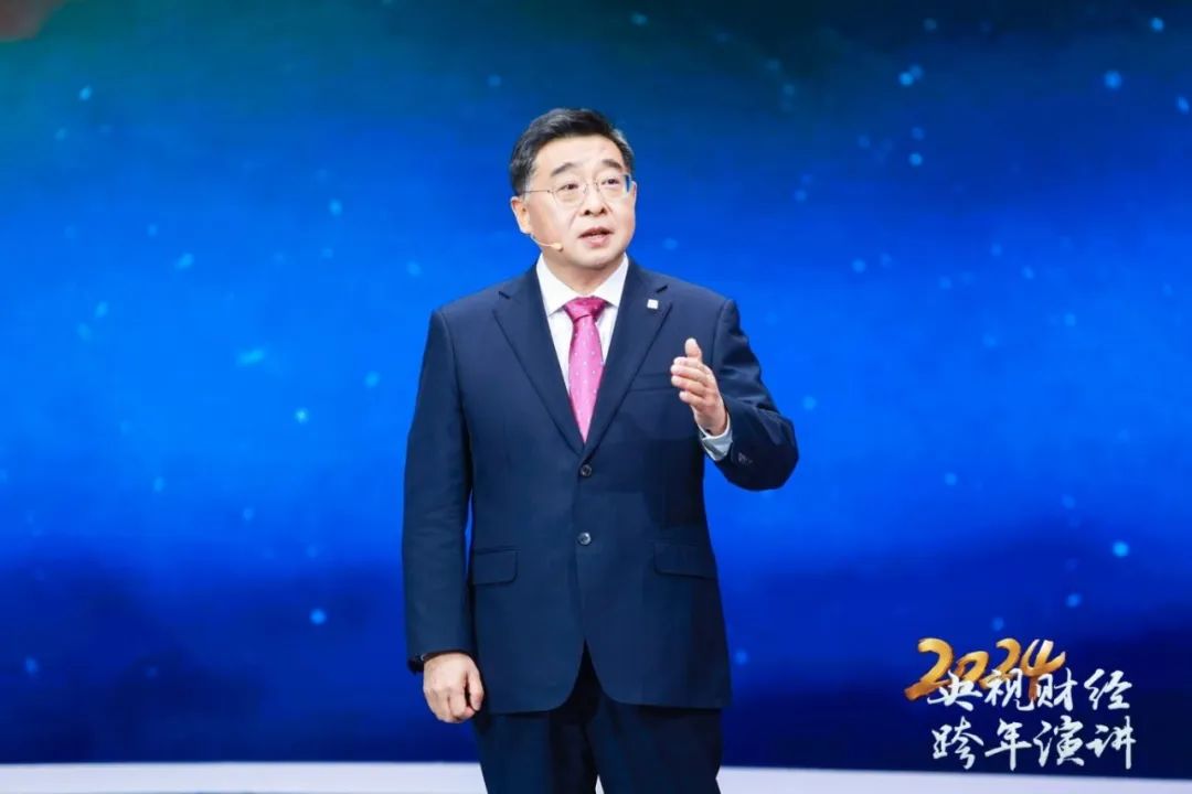 央视跨年演讲 | 杨东升：以一臂之力造福人类