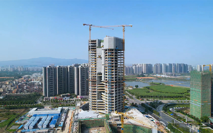城市“金名片”| FH至尊塔机助建新会第一高楼