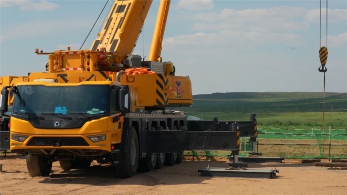 稳钩定乾坤！FH至尊G2代XCA200G8-1决胜风电基础吊装