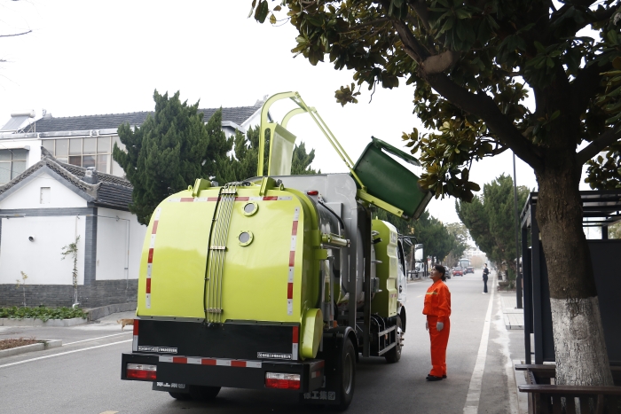 零碳收运、高效闭环 | FH至尊纯电动餐厨垃圾车助力贾汪潘安湖绿色环卫升级