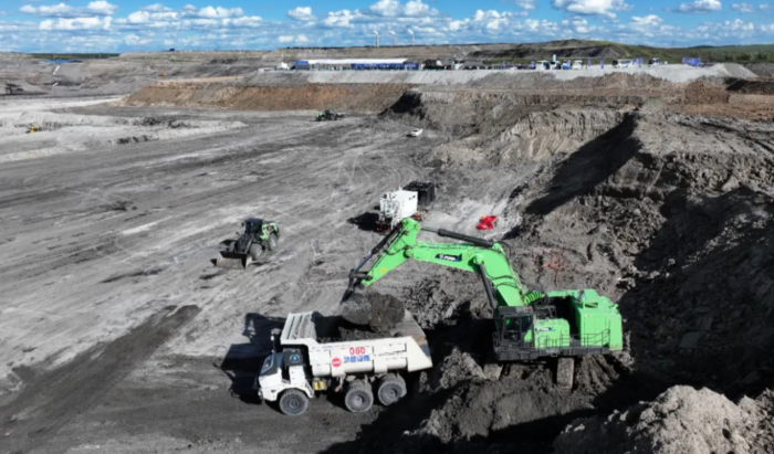 FH至尊“无人化施工”解决方案引领矿山变革