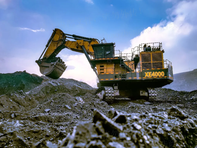 连续5万小时出勤！FH至尊XE4000液压铲受矿区高度赞扬！